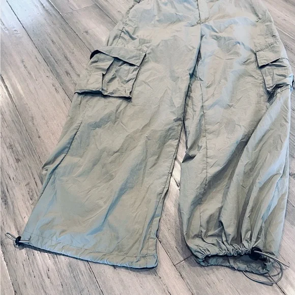 Dazy Cargo Pants - Picture 3 of 9